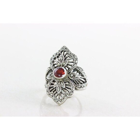 Sterling Silver Garnet and Marcasite Ring Size 5 1/4 - Picture 6 of 7